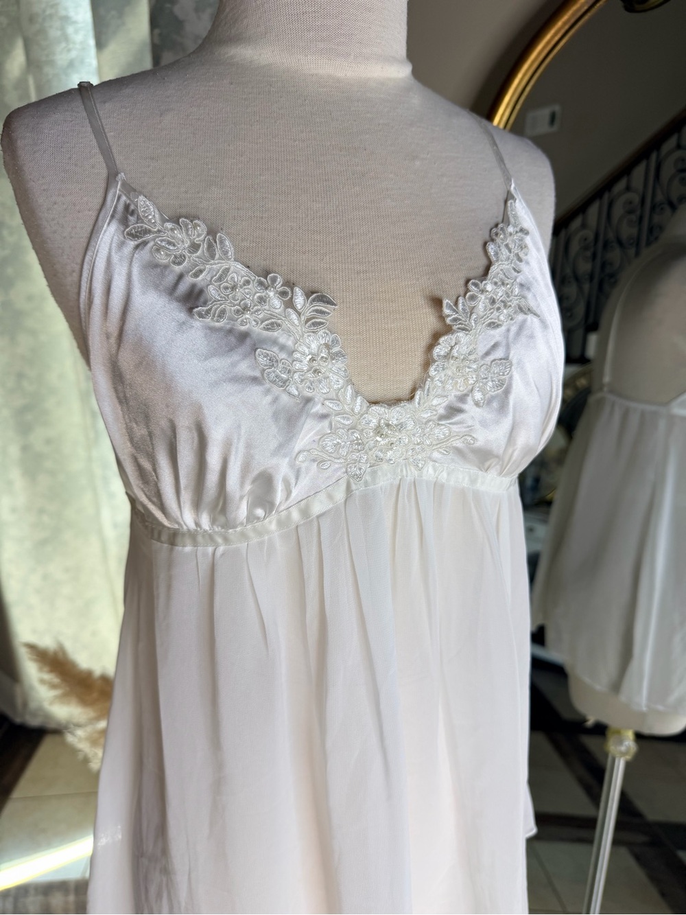 Linea Donatella Sheer Blush Chemise lingerie with Lace Trim size medium